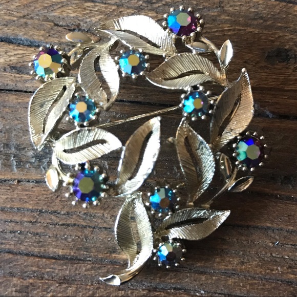 Vintage Iridescent stones with gold leaves brooch - Picture 2 of 6